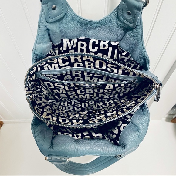 MARC JACOBS HOBO HANDBAG - Picture 2 of 4